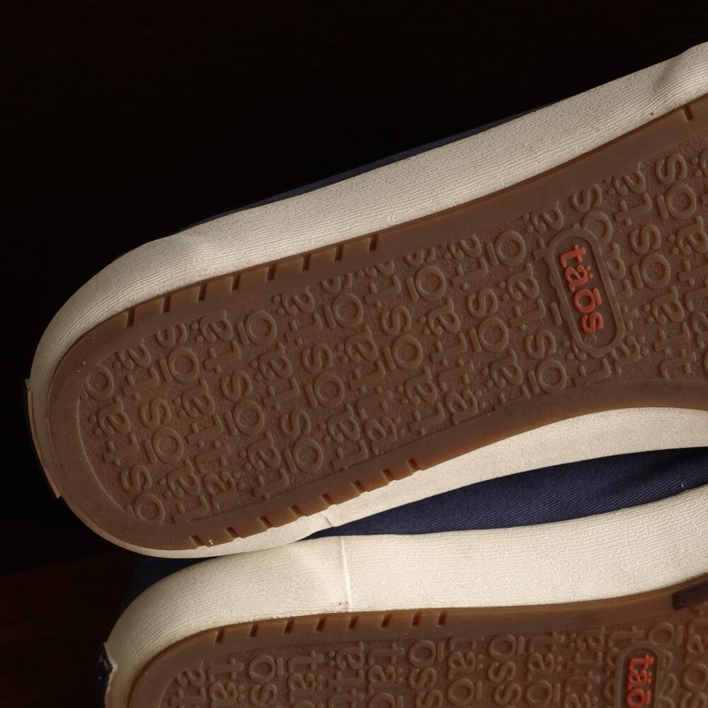 Taos Sneakers Womens SZ 10 Blue Shooting Star Canvas Comfort Walking Casual Shoe - Picture 9 of 13